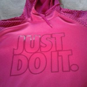 Nike therma fit hoodie